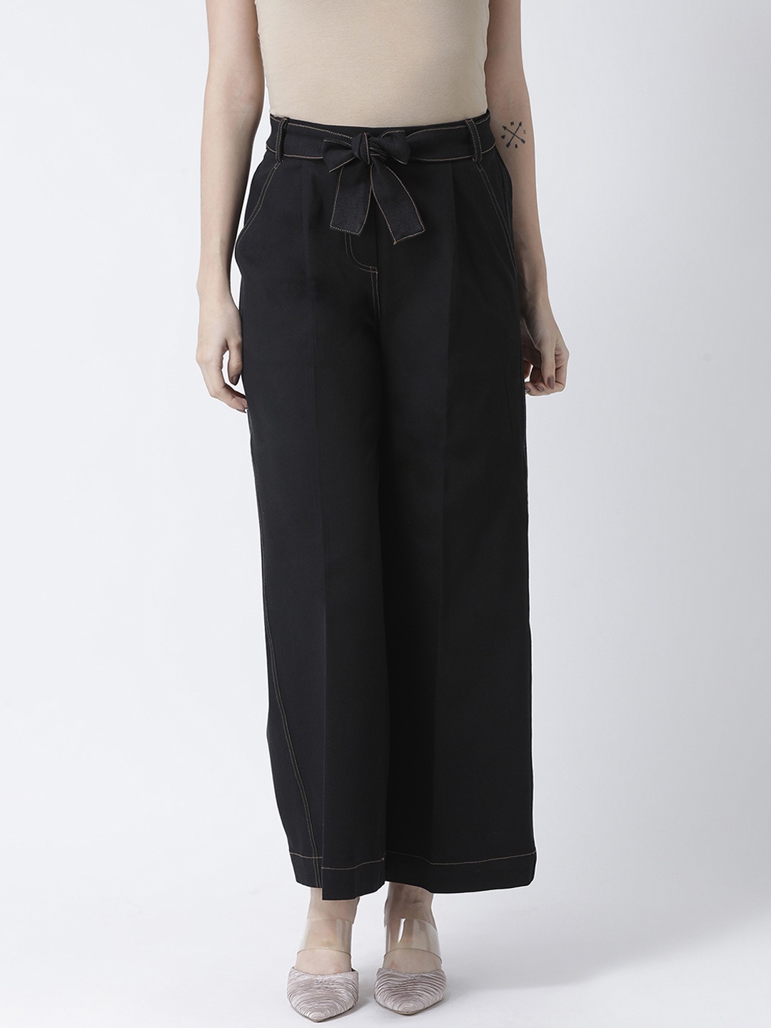 KASSUALLY Women Black Regular Fit Solid Parallel Trousers