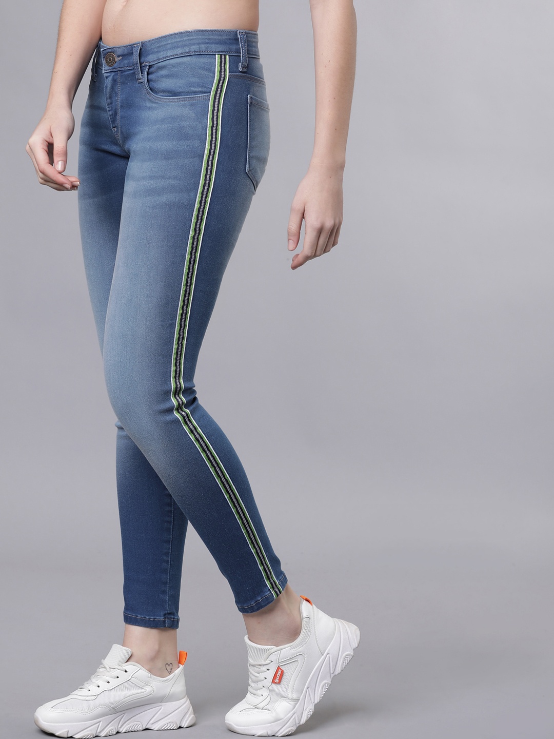 

Tokyo Talkies Women Blue Skinny Fit Mid-Rise Clean Look Stretchable Jeans