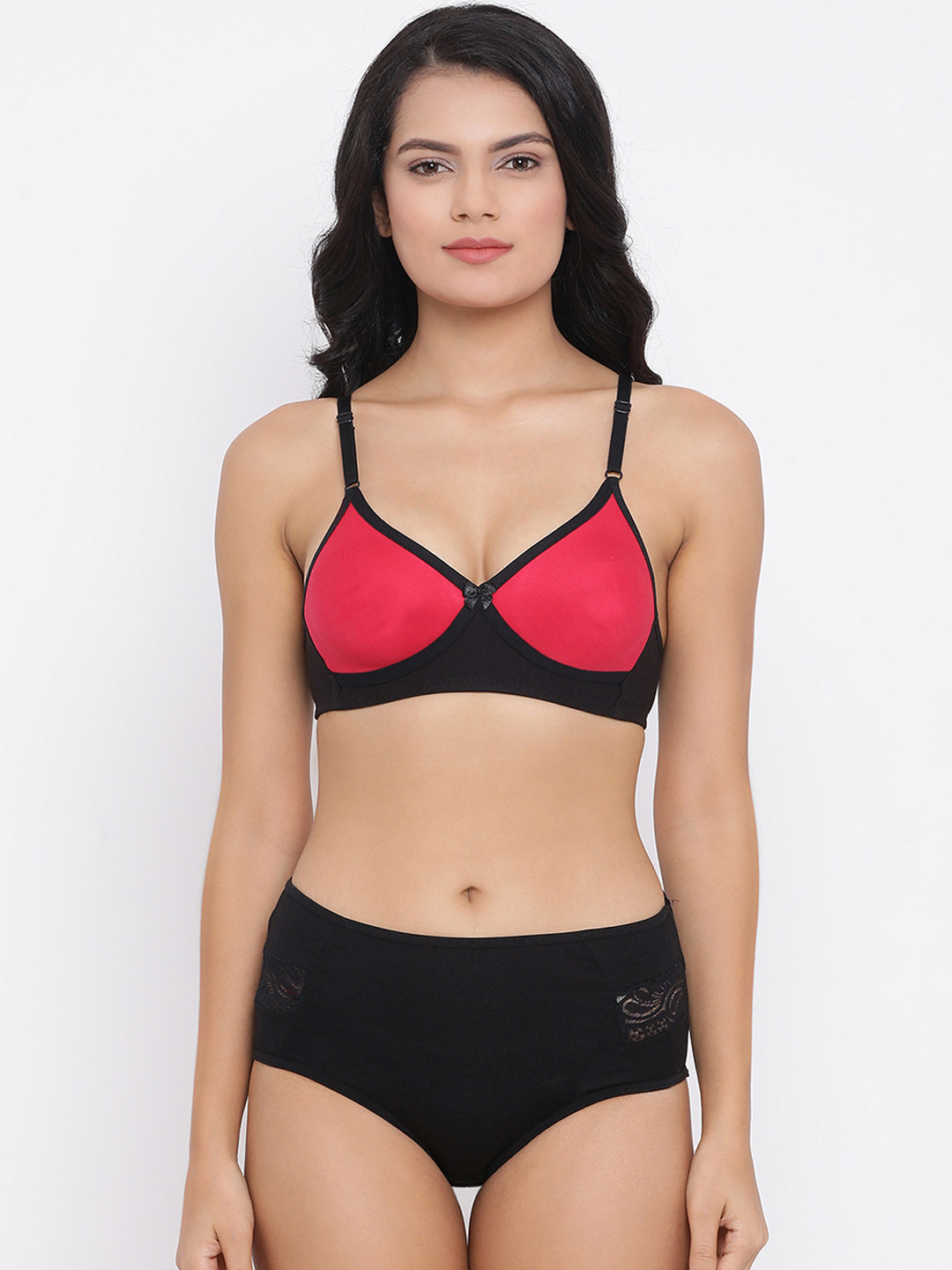 

Clovia Women Black & Red Solid Lingerie Set COMBBP36032B