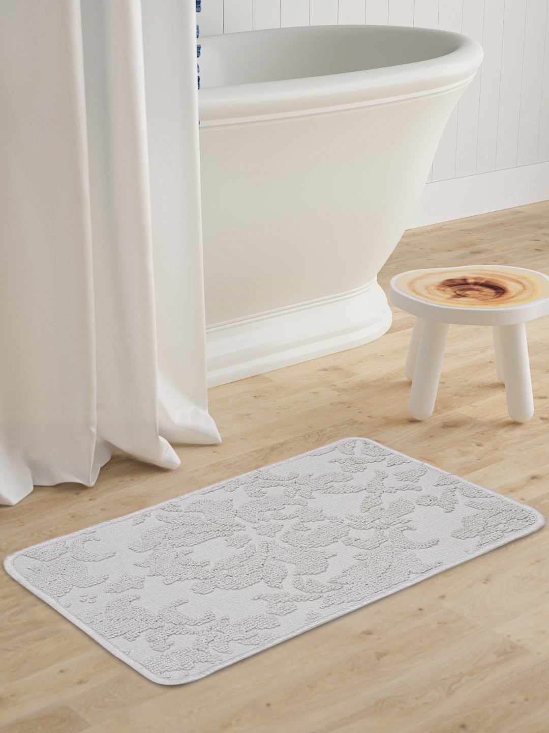 

Saral Home Grey Sirie Anti-Skid Bath Rug