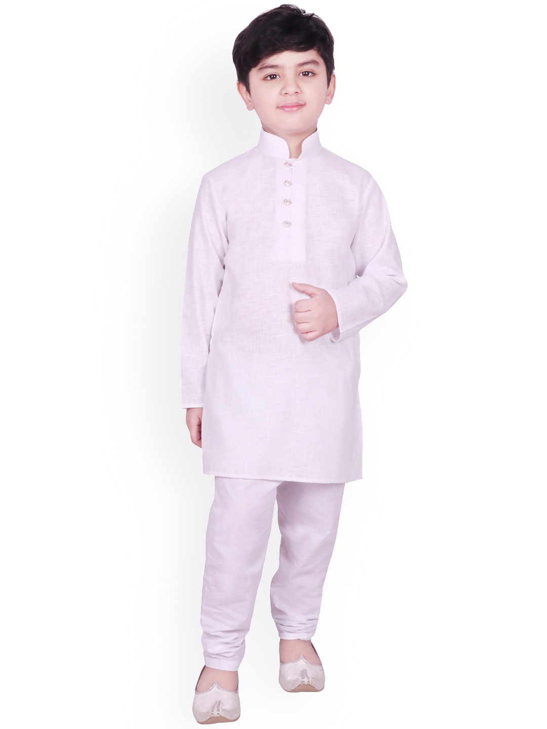 

SG YUVRAJ Boys Off-White Solid Kurta with Pyjamas