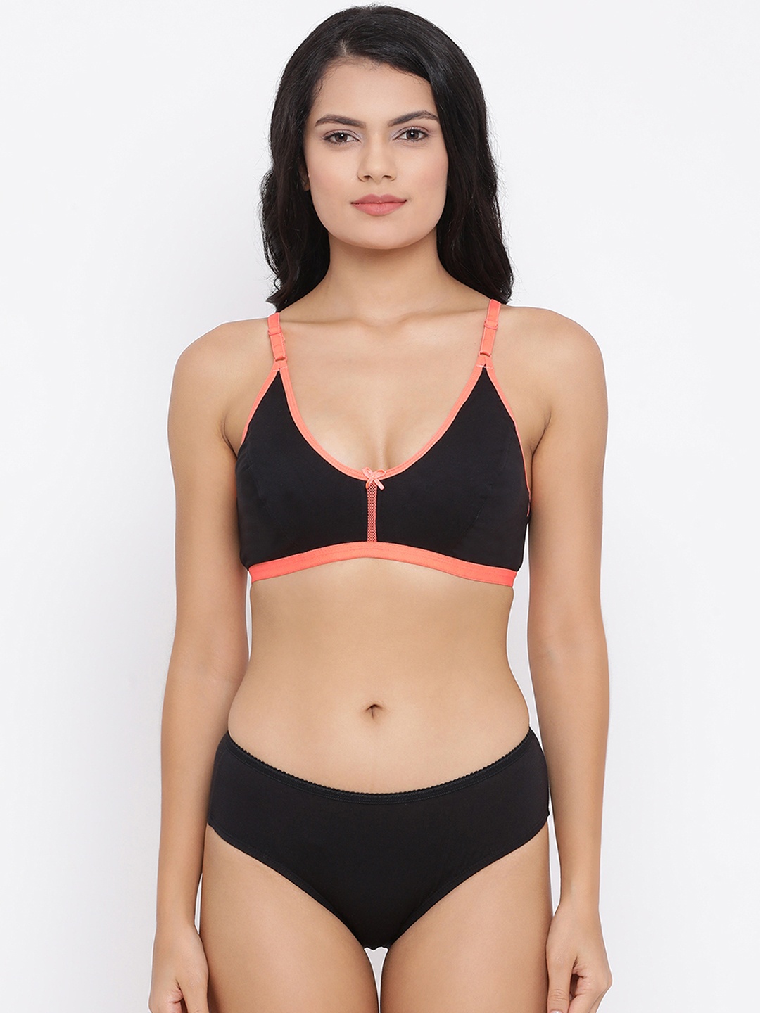 

Clovia Women Black Solid Lingerie Set COMBBP93332B