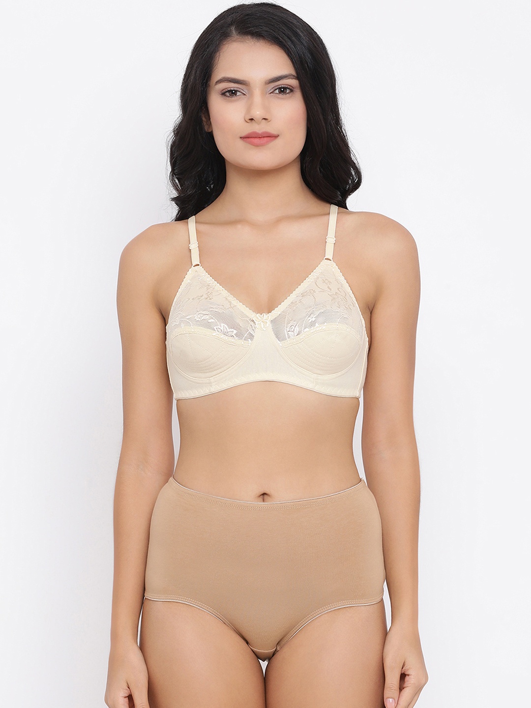 

Clovia Women Beige & Nude-Coloured Solid Lace Lingerie Set COMBBP87832B