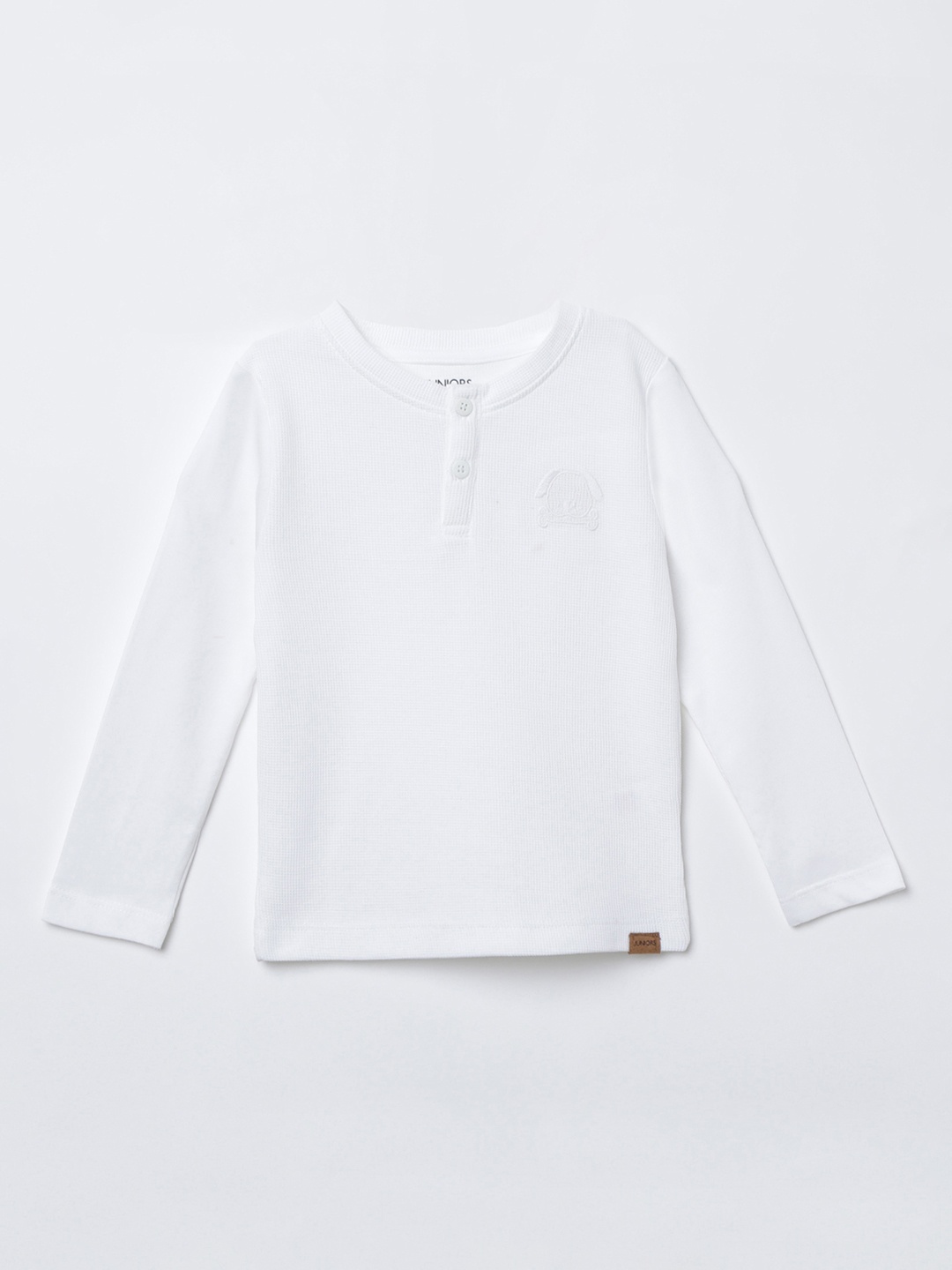 

Juniors by Lifestyle Boys White Solid Henley Neck T-shirt