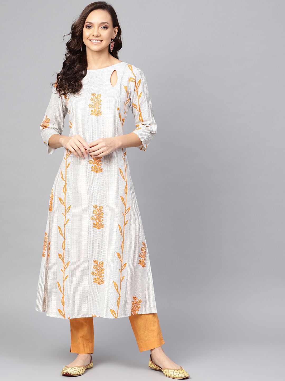 

Yuris Women White & Orange Floral Print A-Line Kurta