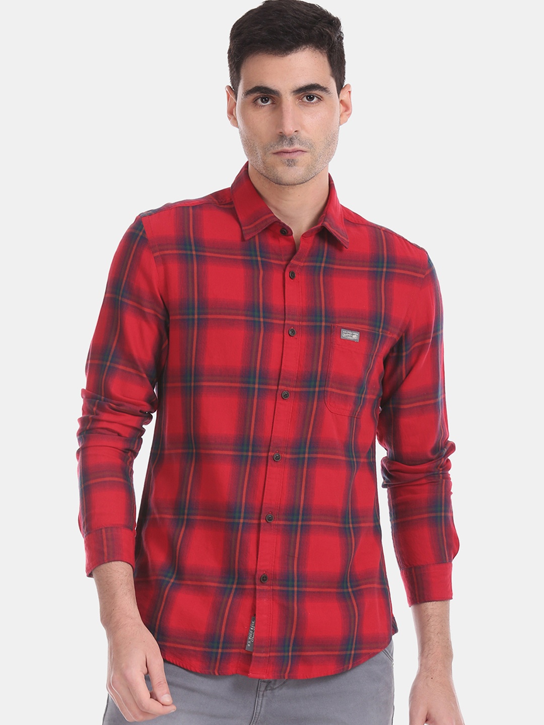 

U.S. Polo Assn. Denim Co. Men Red & Navy Blue Slim Fit Checked Casual Shirt