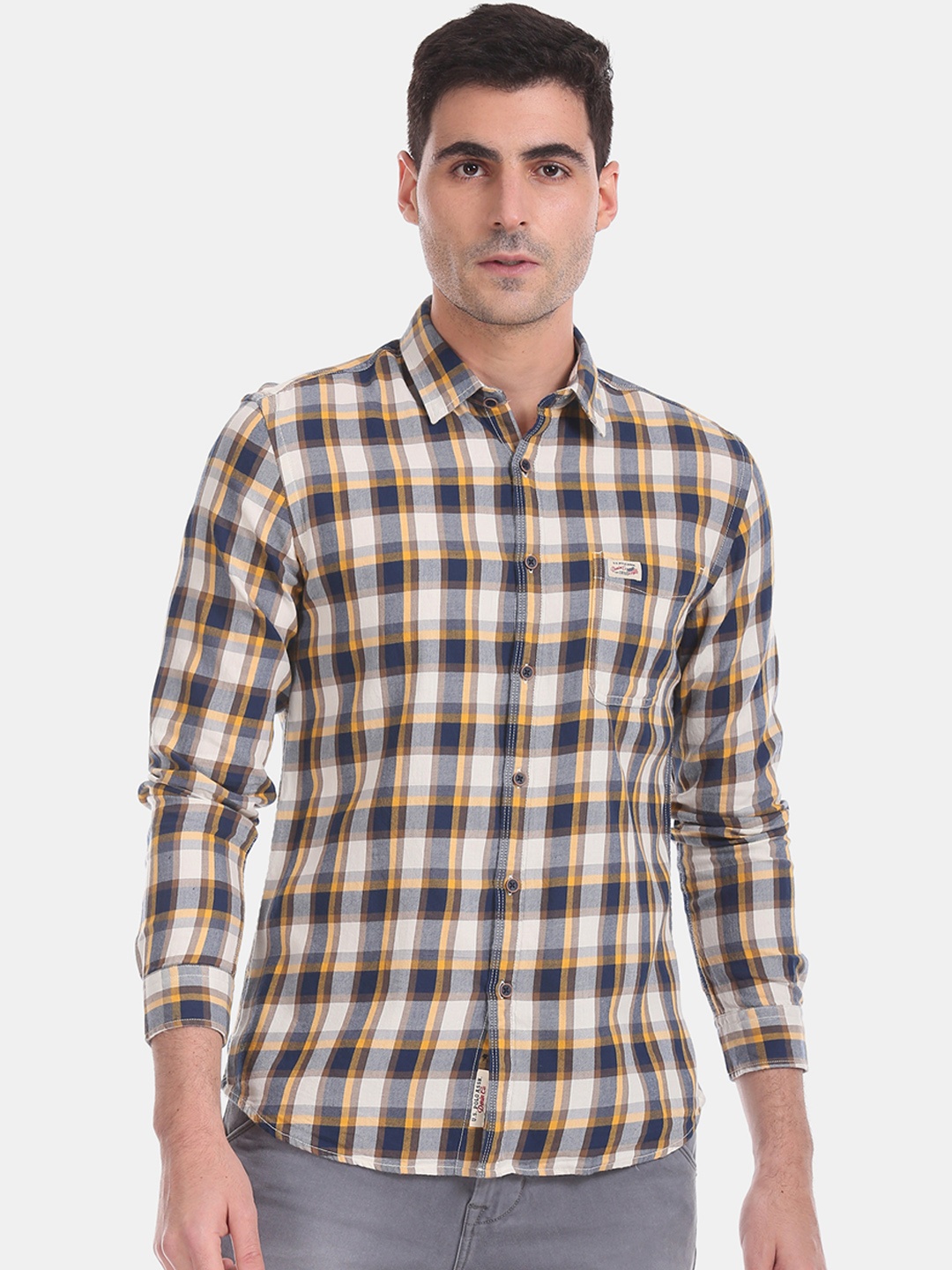 

U.S. Polo Assn. Men Off-White & Navy Blue Slim Fit Checked Casual Shirt
