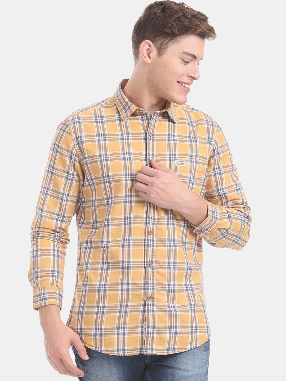 

U.S. Polo Assn. Men Yellow & Blue Slim Fit Checked Casual Shirt