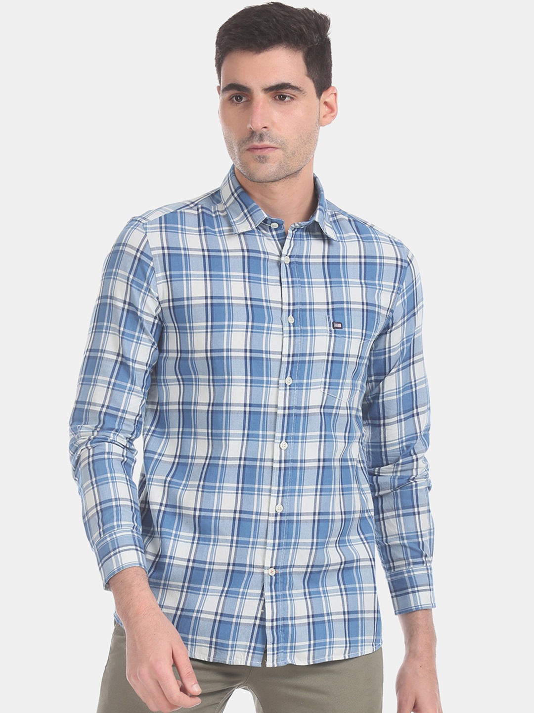 

Arrow Men Blue & White Slim Fit Checked Casual Shirt