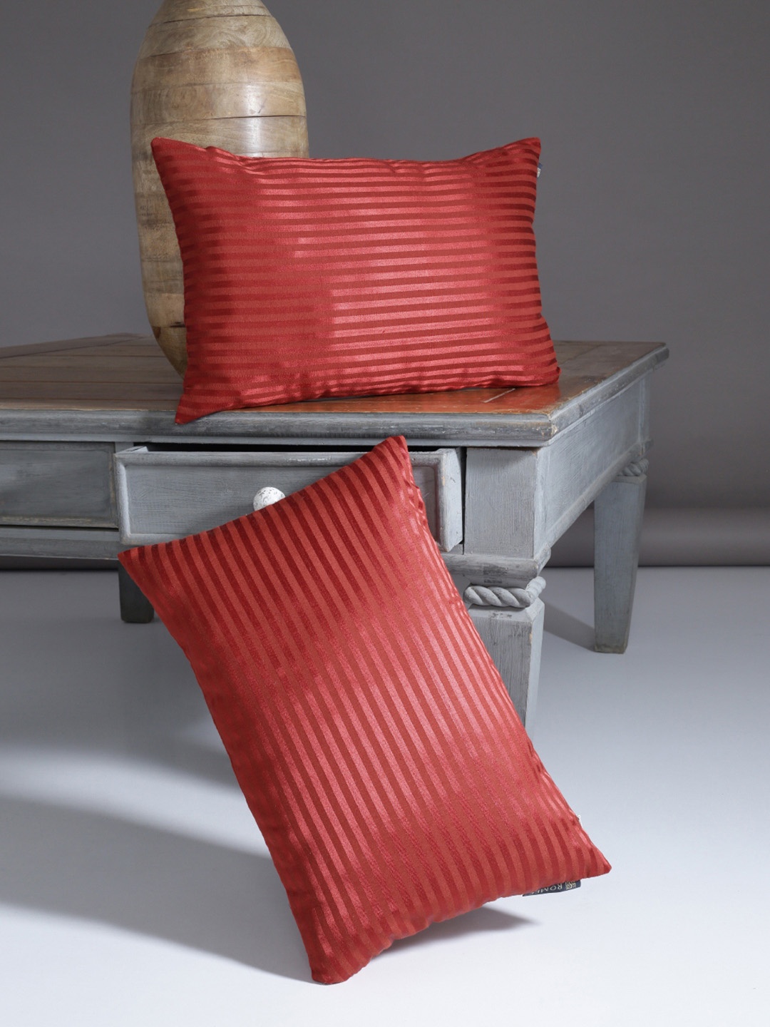 

ROMEE Red Set of 2 Striped Rectangle Cushion Covers