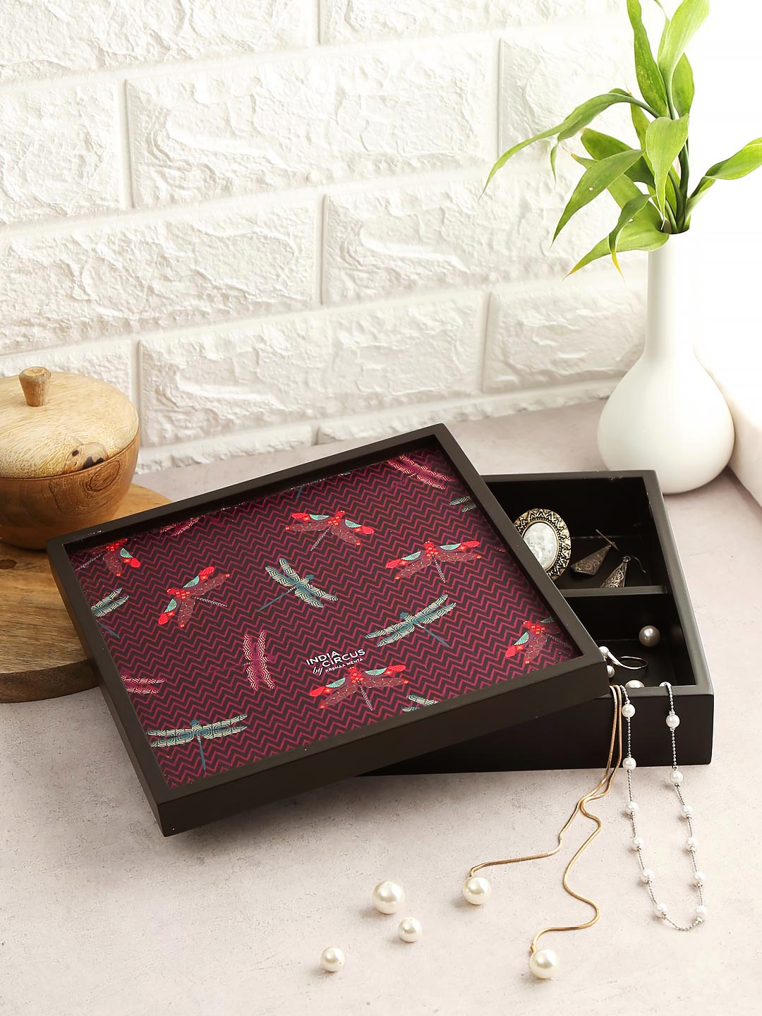 

India Circus by Krsnaa Mehta Brown & Violet Printed Jam Chevron Butterflies Small Storage Box