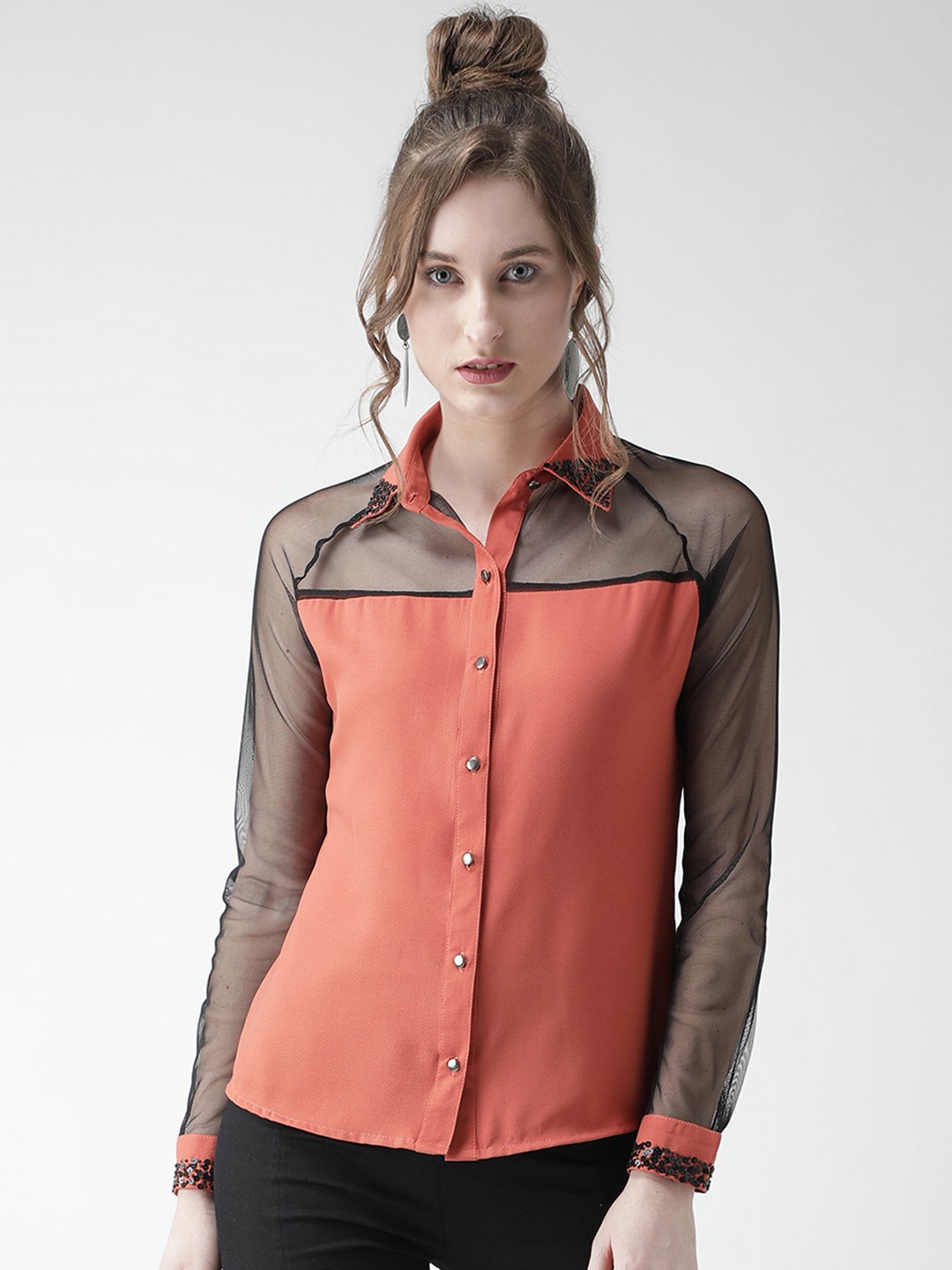 

KASSUALLY Women Peach-Coloured & Black Regular Fit Colourblocked Casual Shirt