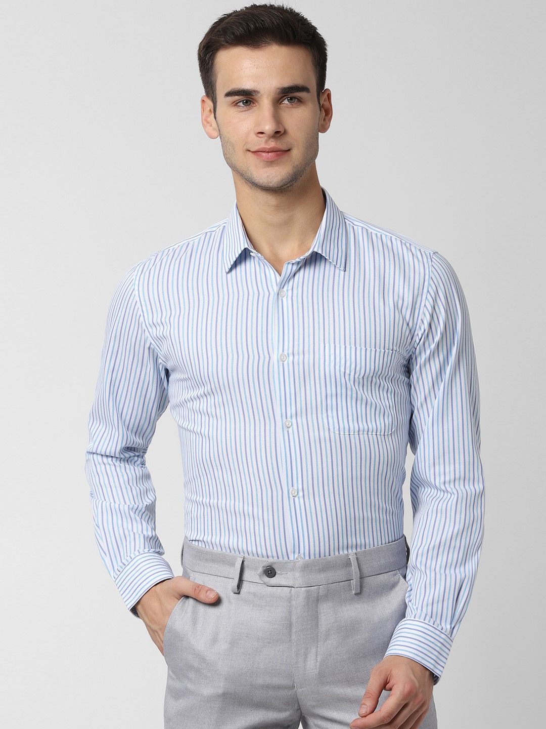 

Peter England Men Blue & White Slim Fit Striped Formal Shirt