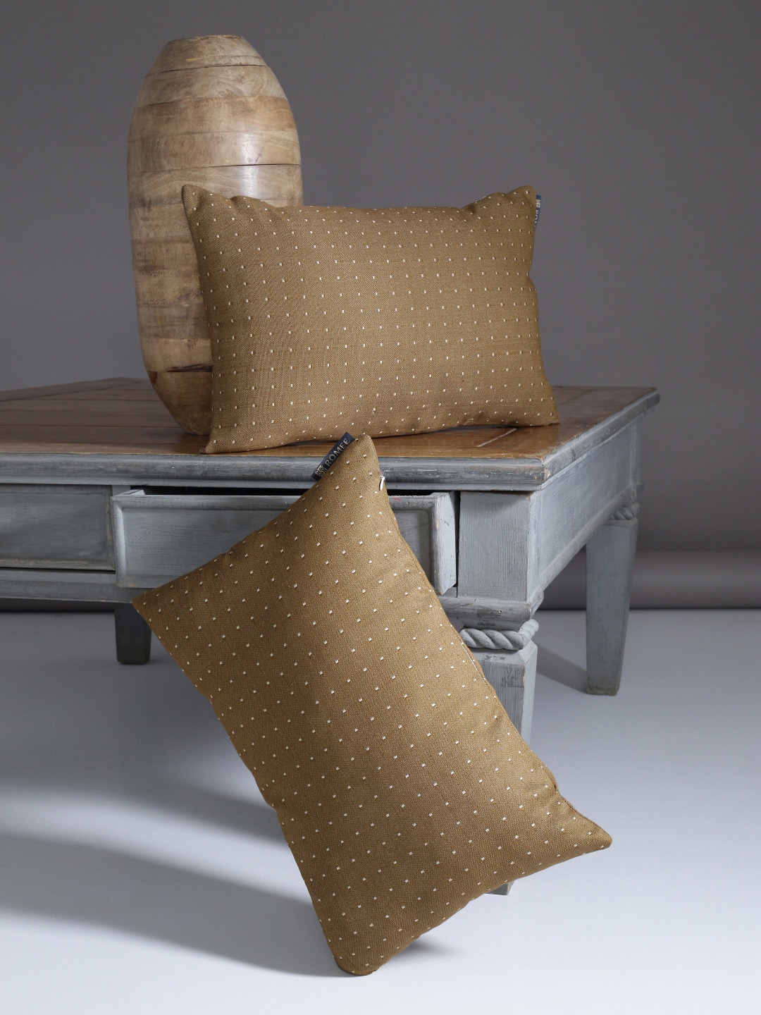

ROMEE Brown Set of 2 Solid Rectangle Cushion Covers