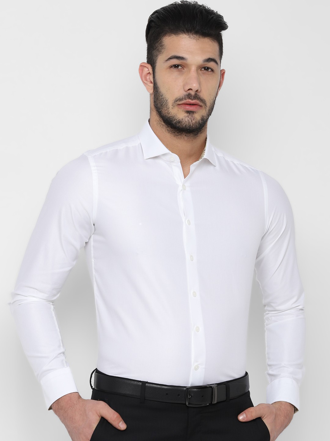 

SIMON CARTER LONDON Men White Slim Fit Solid Formal Shirt
