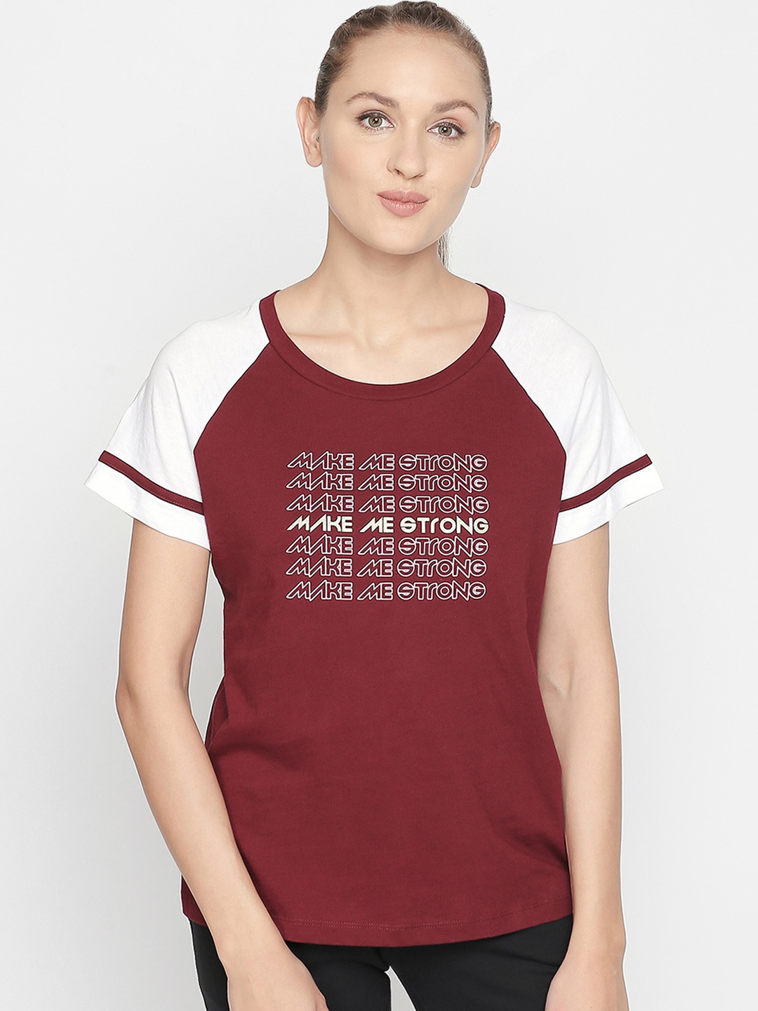 

Ajile by Pantaloons Women Red Off-White Printed Round Neck Pure Cotton T-shirt