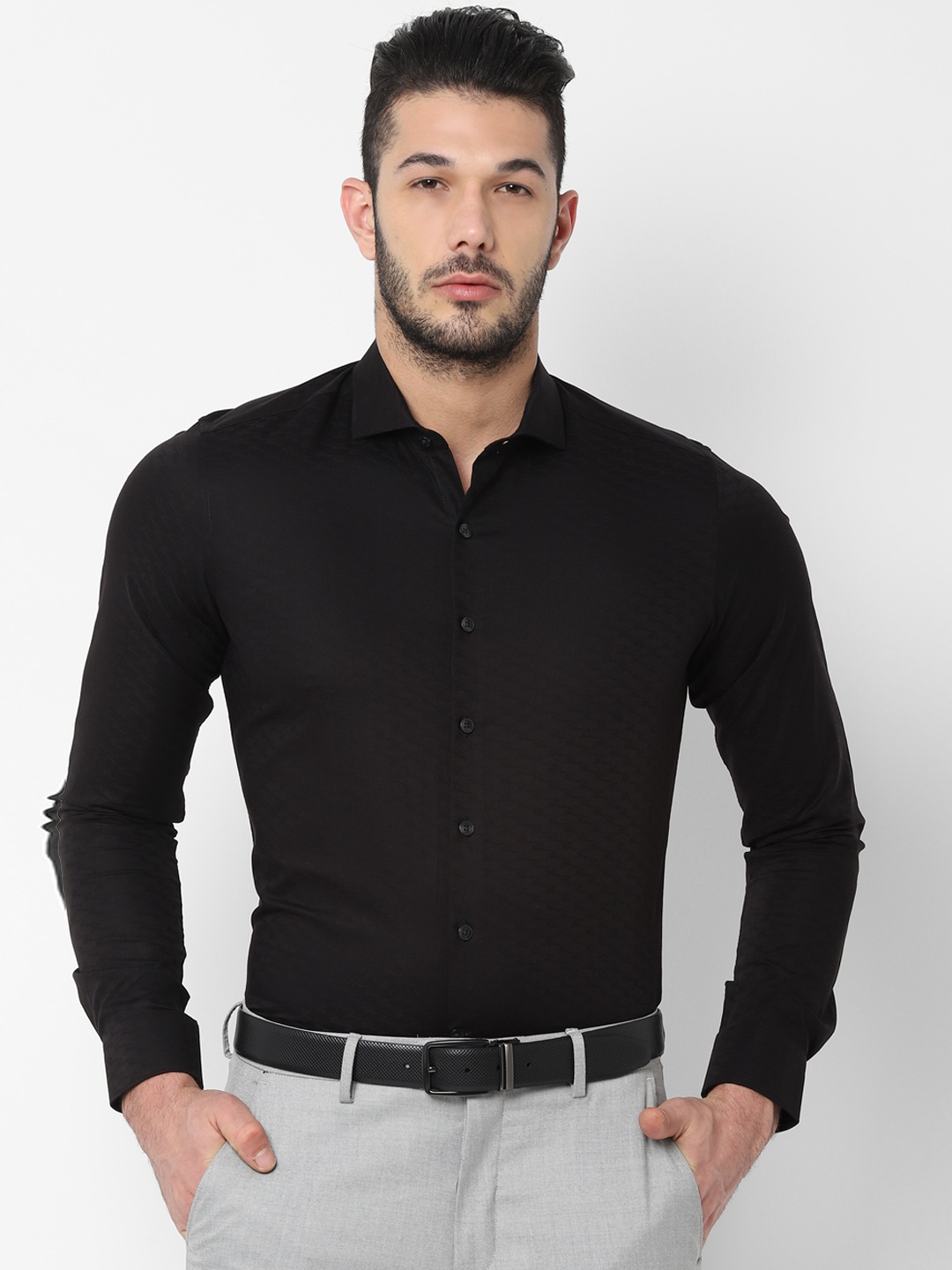 

SIMON CARTER LONDON Men Black Slim Fit Self Design Formal Shirt