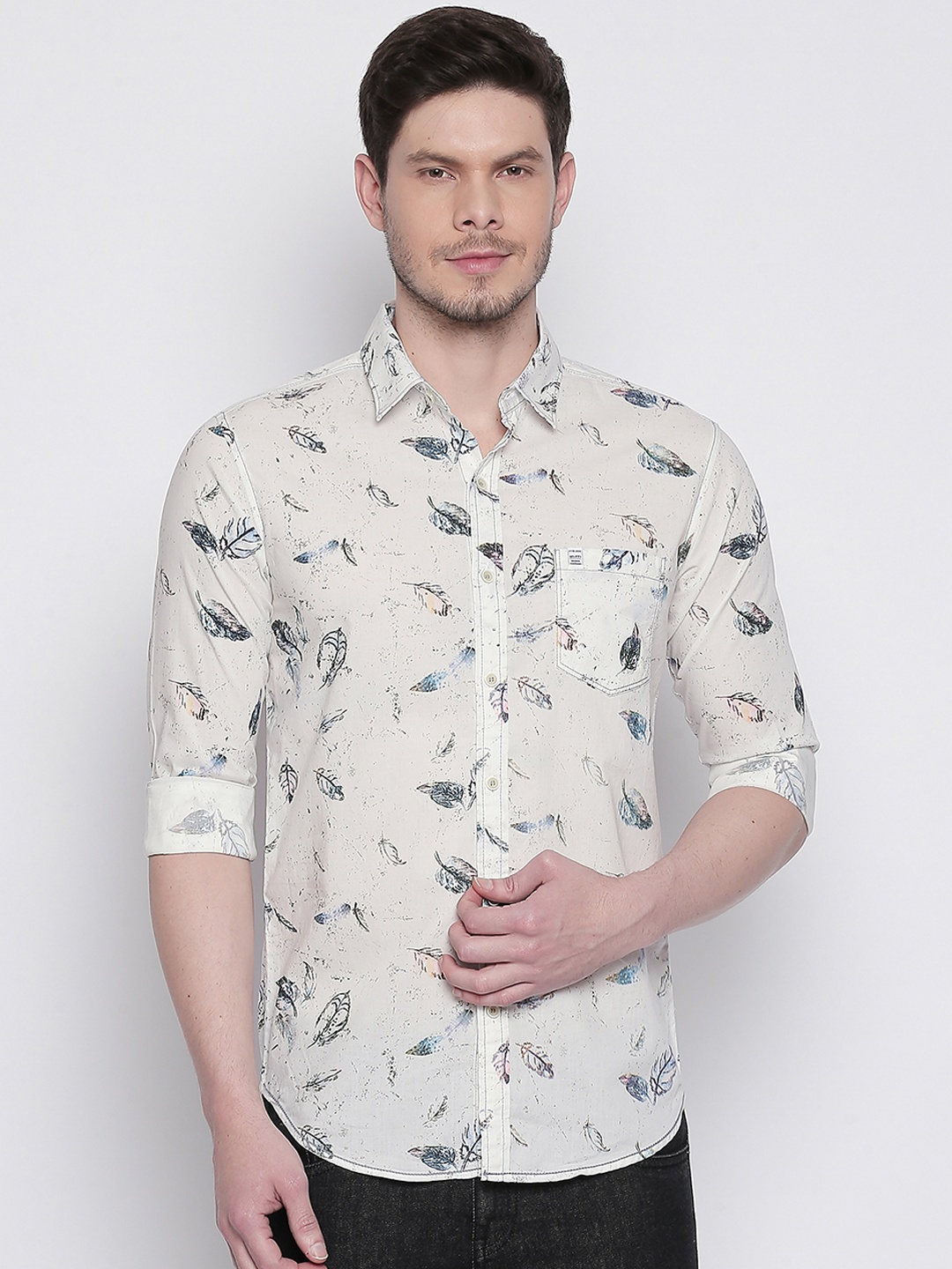 

Mufti Men Off-White & Blue Slim Fit Printed Casual Shirt