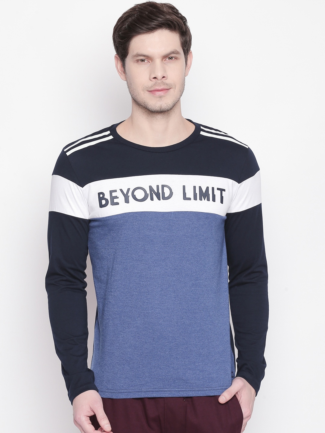 

Ajile by Pantaloons Men Blue Colourblocked Slim Fit Round Neck T-shirt
