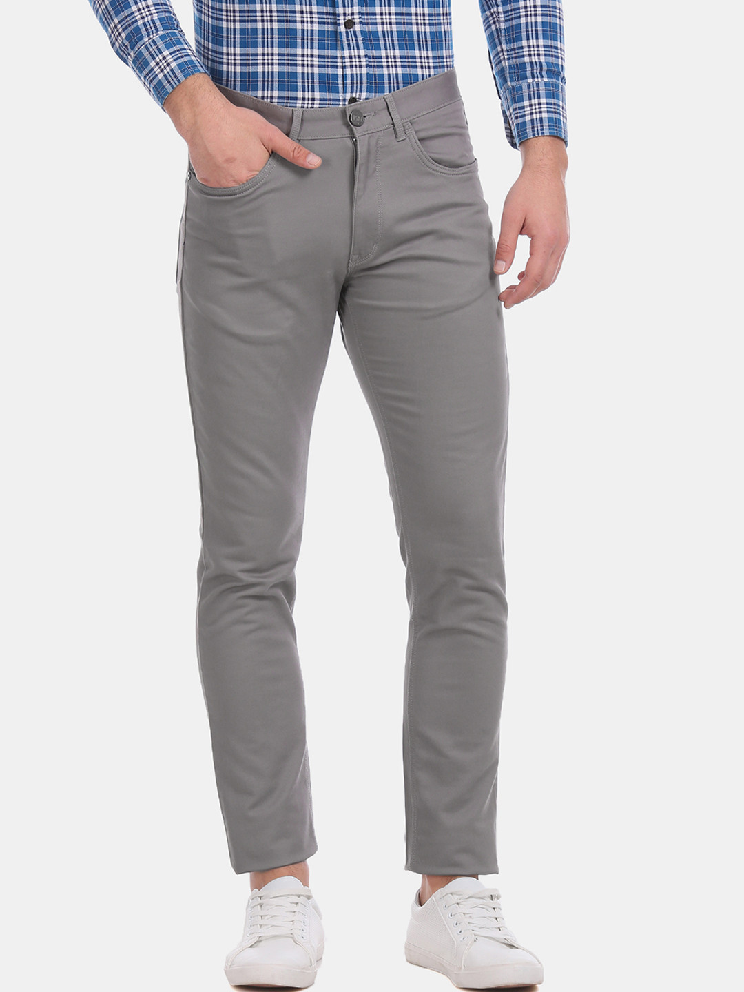 

U.S. Polo Assn. Men Grey Slim Fit Solid Regular Trousers