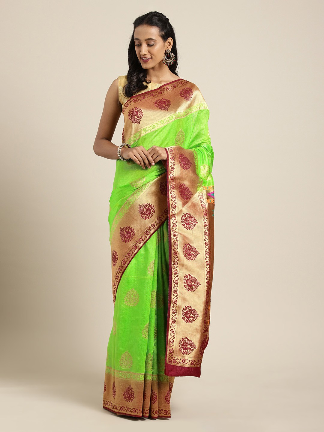 

Mitera Green Silk Blend Woven Design Kanjeevaram Saree