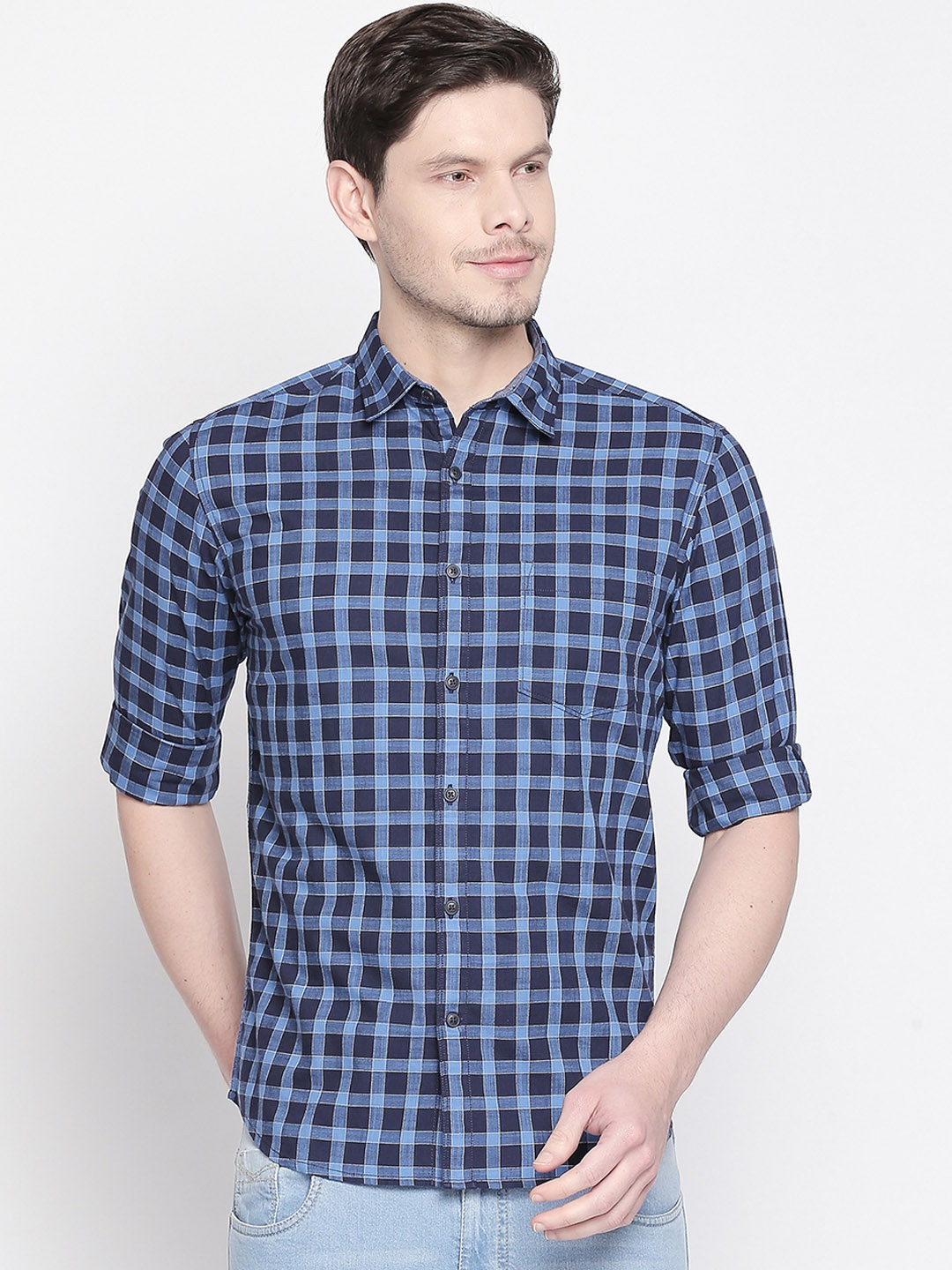

BYFORD by Pantaloons Men Blue & Off-White Slim Fit Checked Casual Shirt