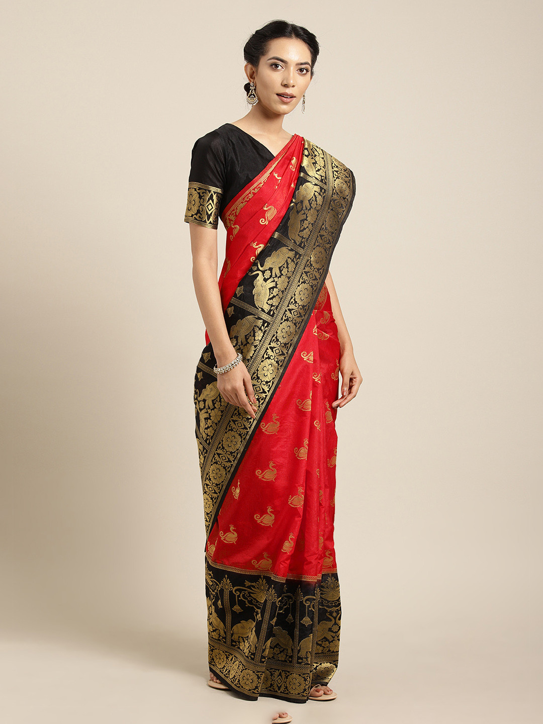 

Mitera Red & Black Silk Blend Woven Design Kanjeevaram Saree