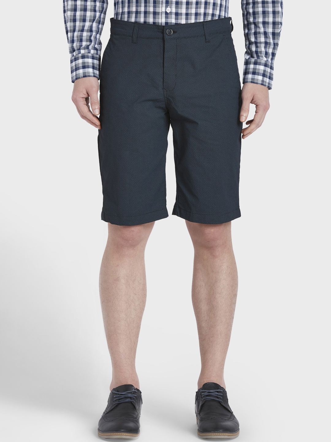 

ColorPlus Men Blue & Black Self Design Regular Fit Regular Shorts
