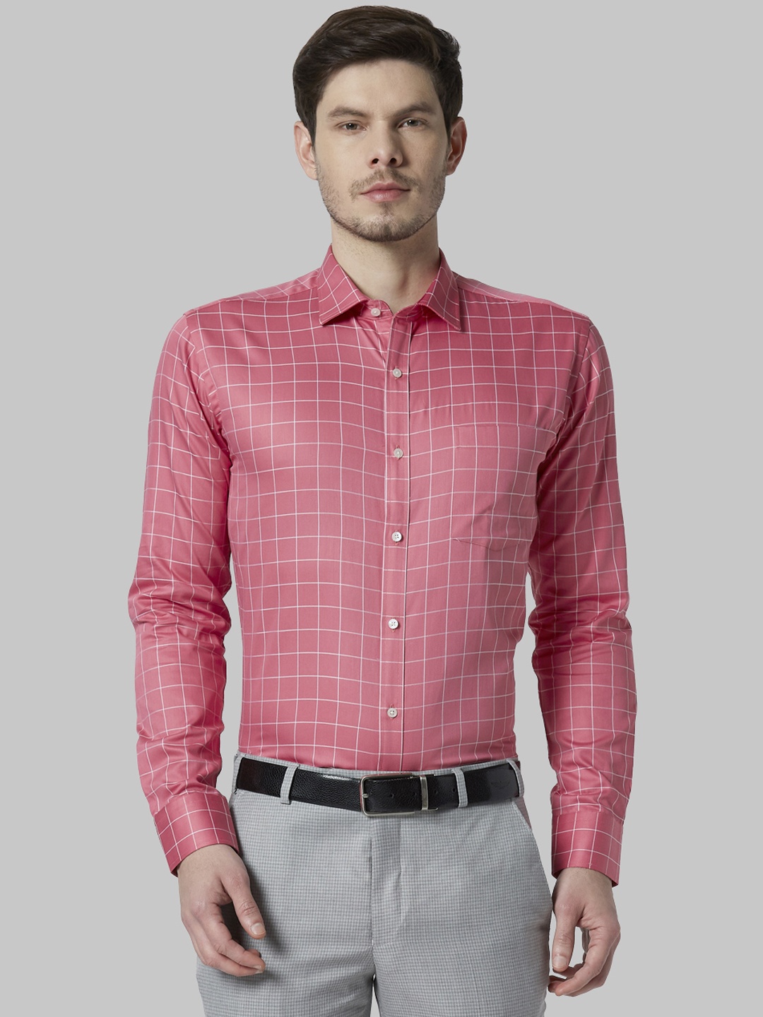 

Park Avenue Men Red & White Slim Fit Checked Formal Shirt
