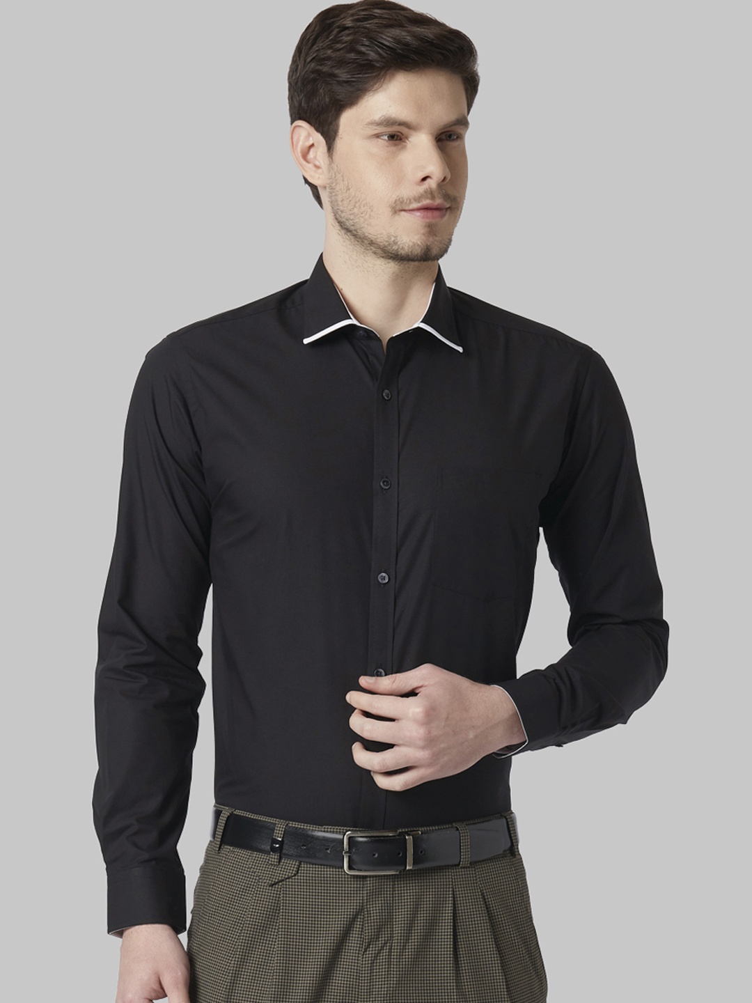 

Park Avenue Men Black Slim Fit Solid Formal Shirt