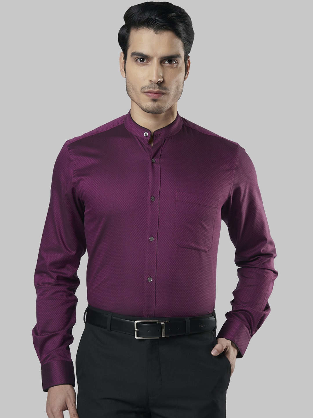 Raymond Men Violet Regular Fit Solid Formal Shirt
