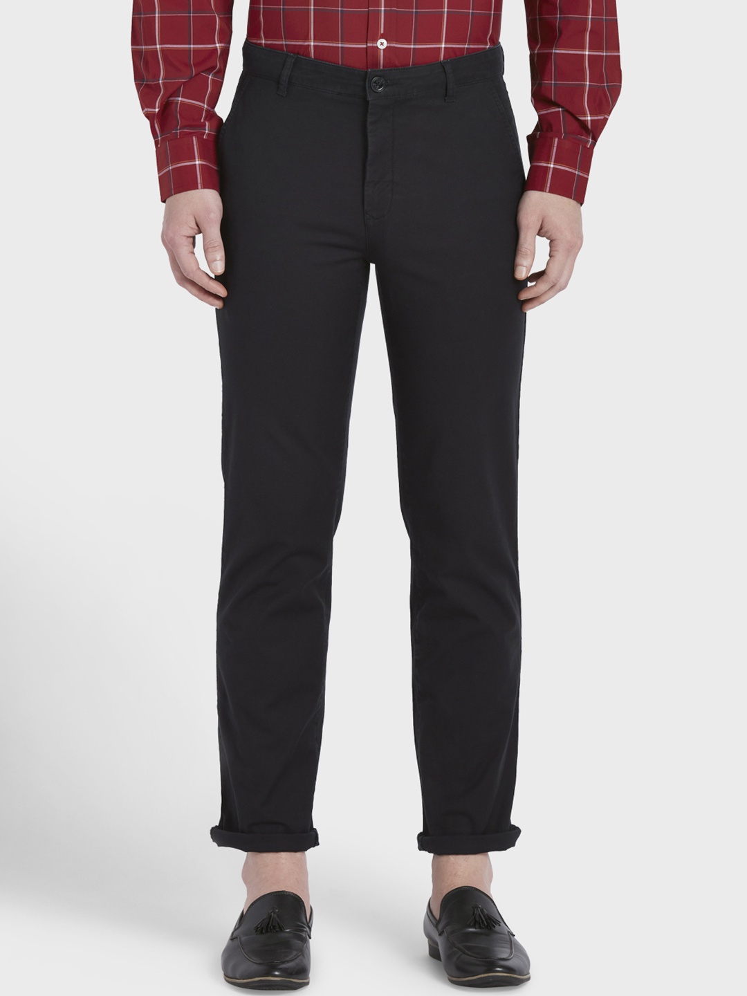 

ColorPlus Men Black Tapered Fit Solid Regular Trousers