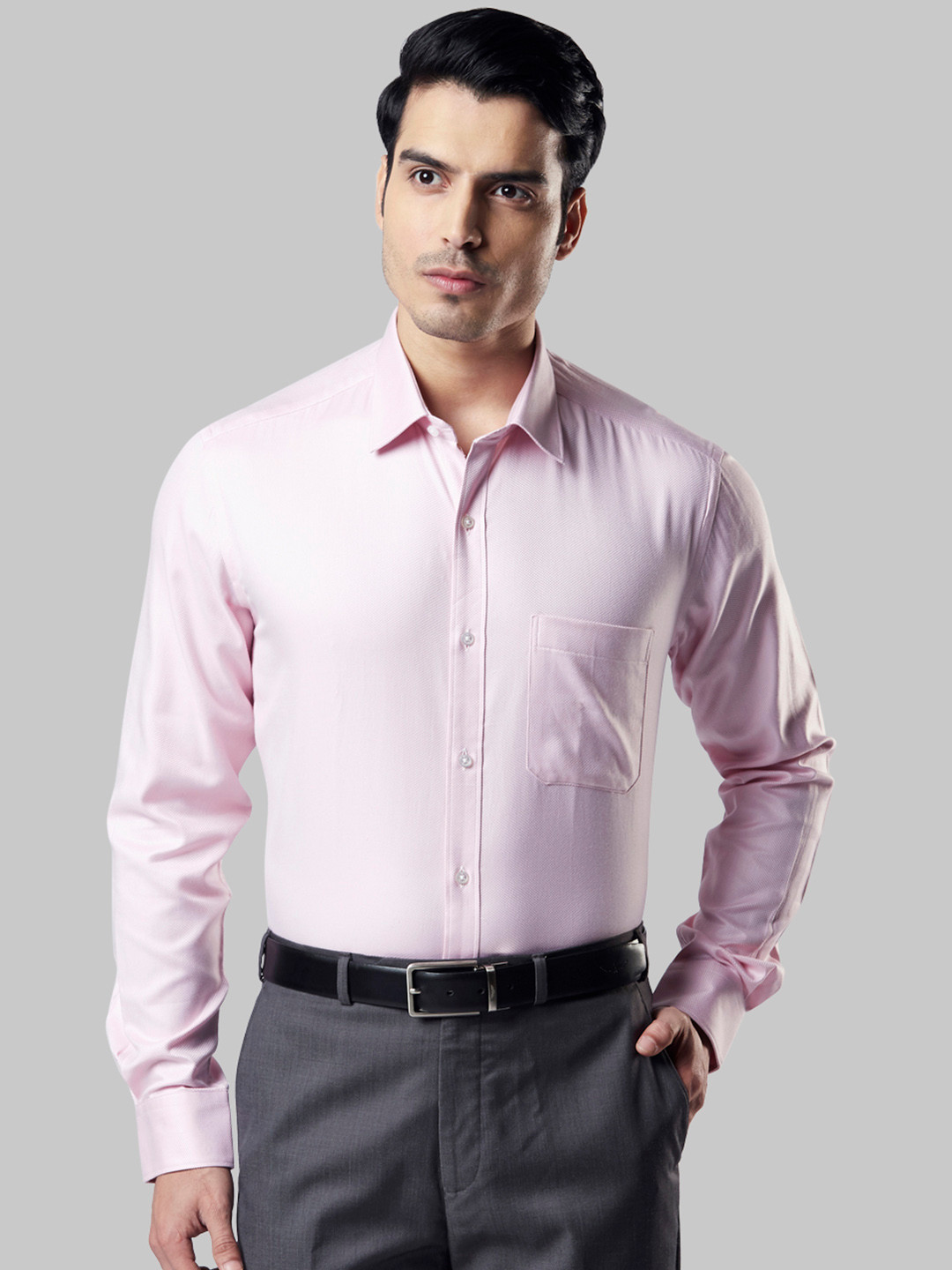 

Raymond Men Pink Regular Fit Self Design Formal Shirt