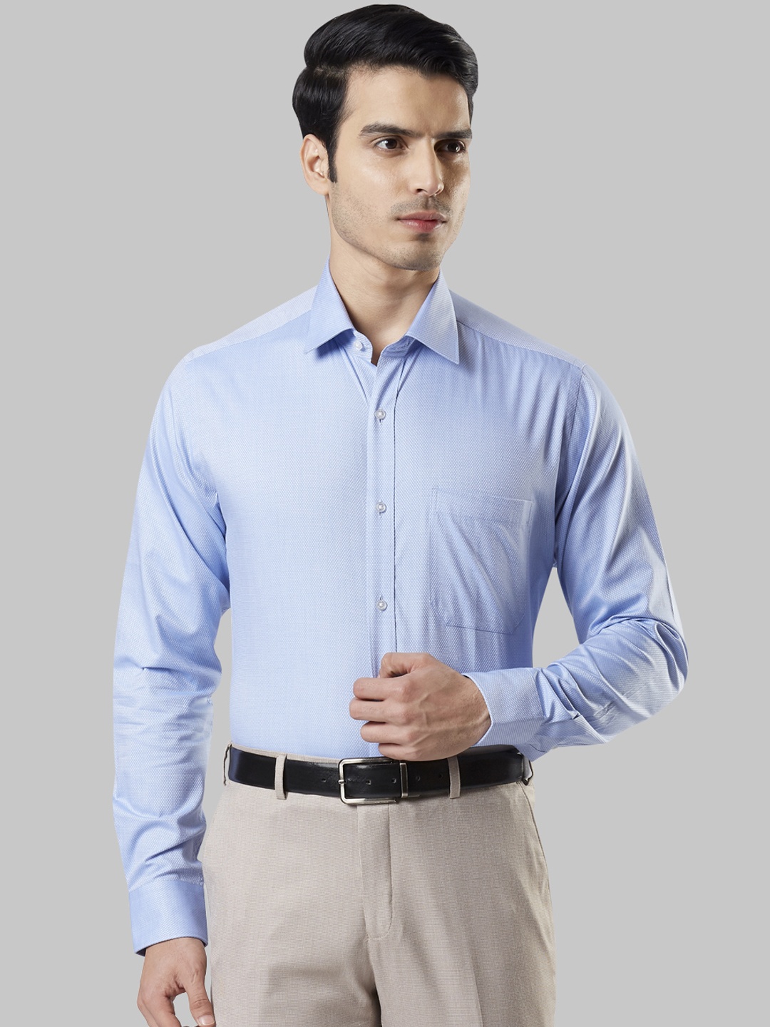 

Raymond Men Blue Slim Fit Self Design Formal Shirt