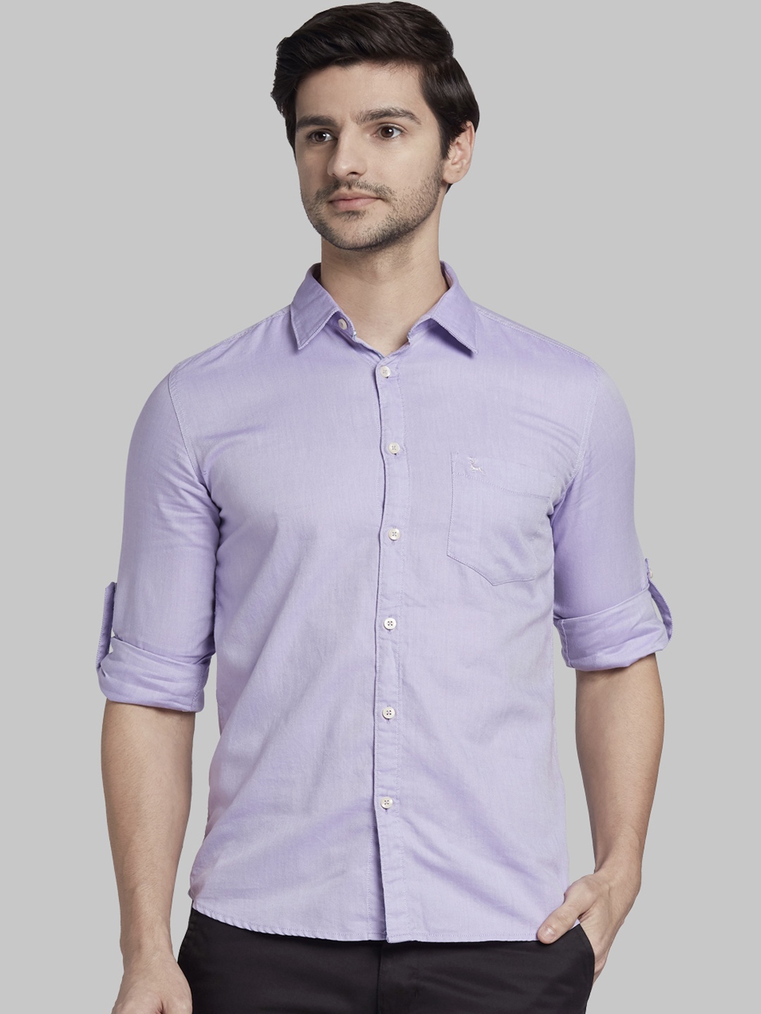 

Parx Men Violet Slim Fit Solid Casual Shirt