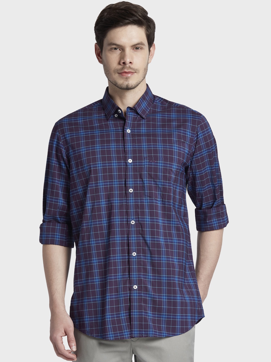 

ColorPlus Men Blue & Maroon Tailored Fit Checked Casual Shirt