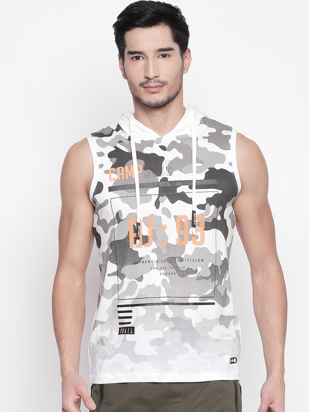 

Ajile by Pantaloons Men White Printed Hood Slim-Fit Pure Cotton T-shirt