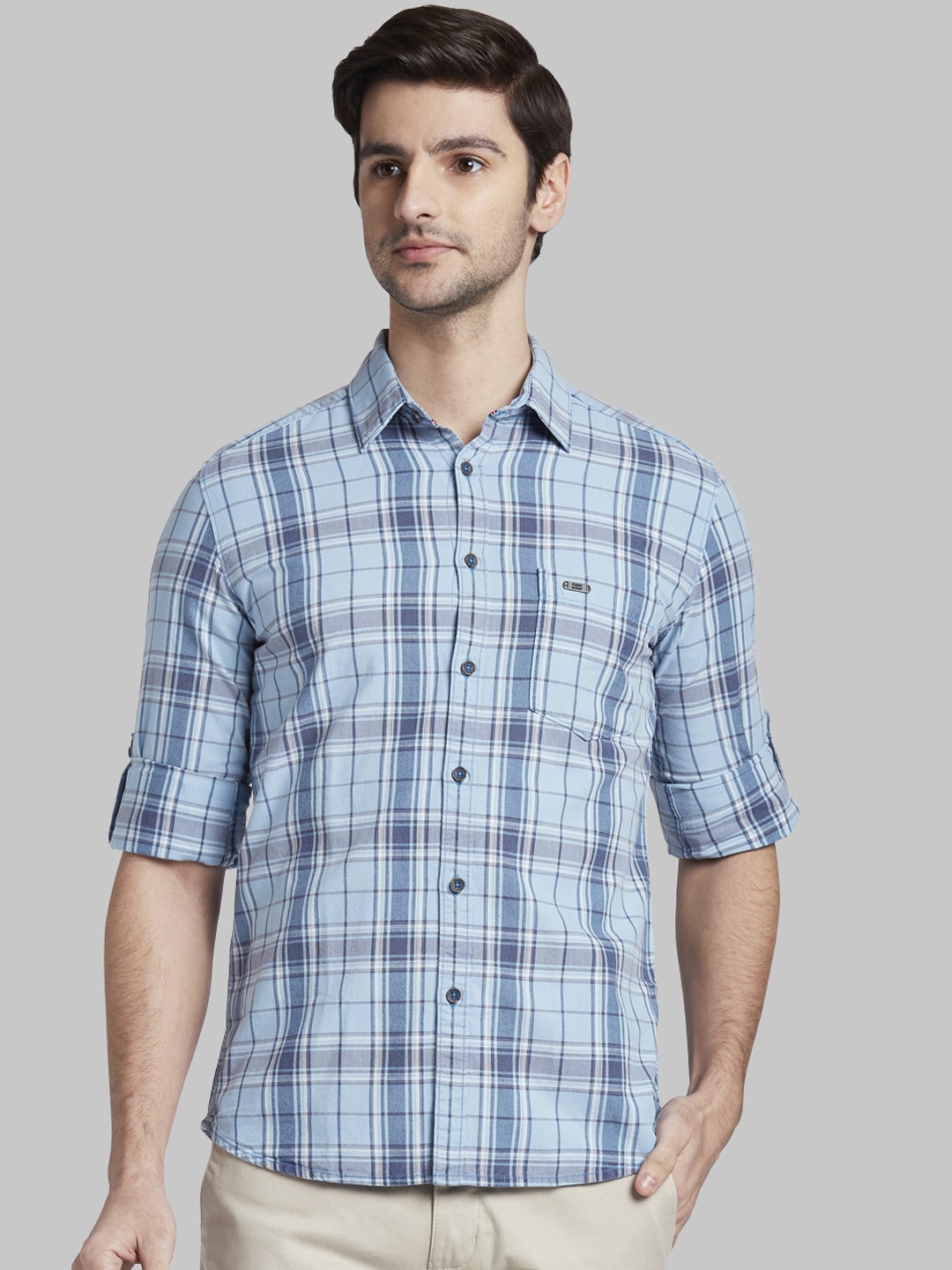 

Parx Men Blue Slim Fit Checked Casual Shirt