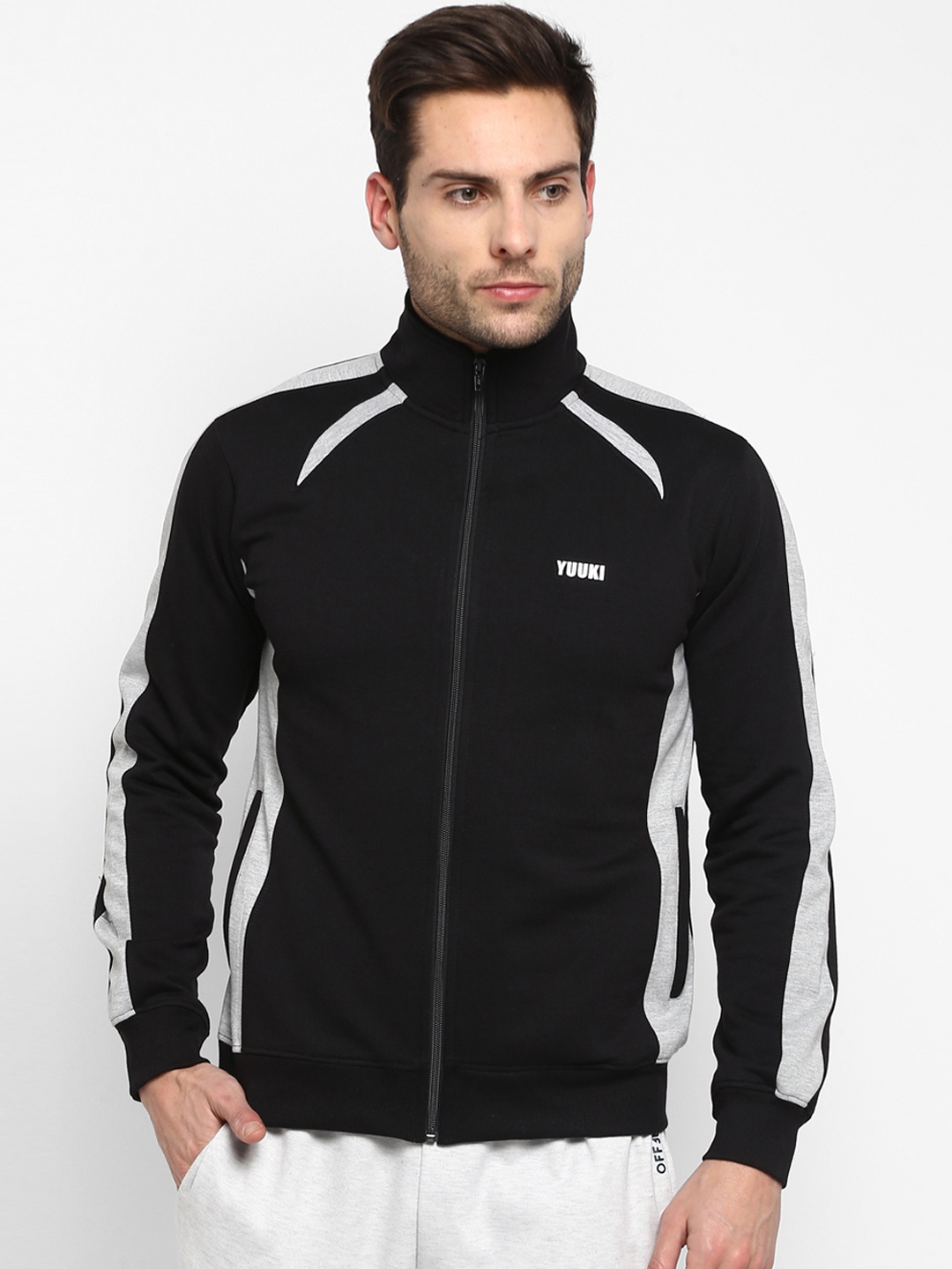 

Yuuki Men Black Colourblocked Sporty Jacket