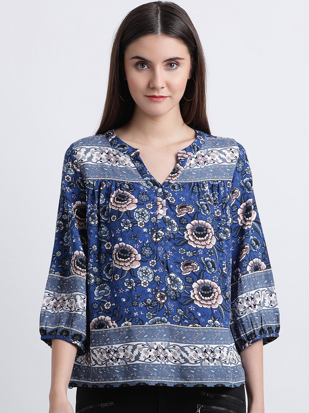 

Zink London Women Blue Printed Top