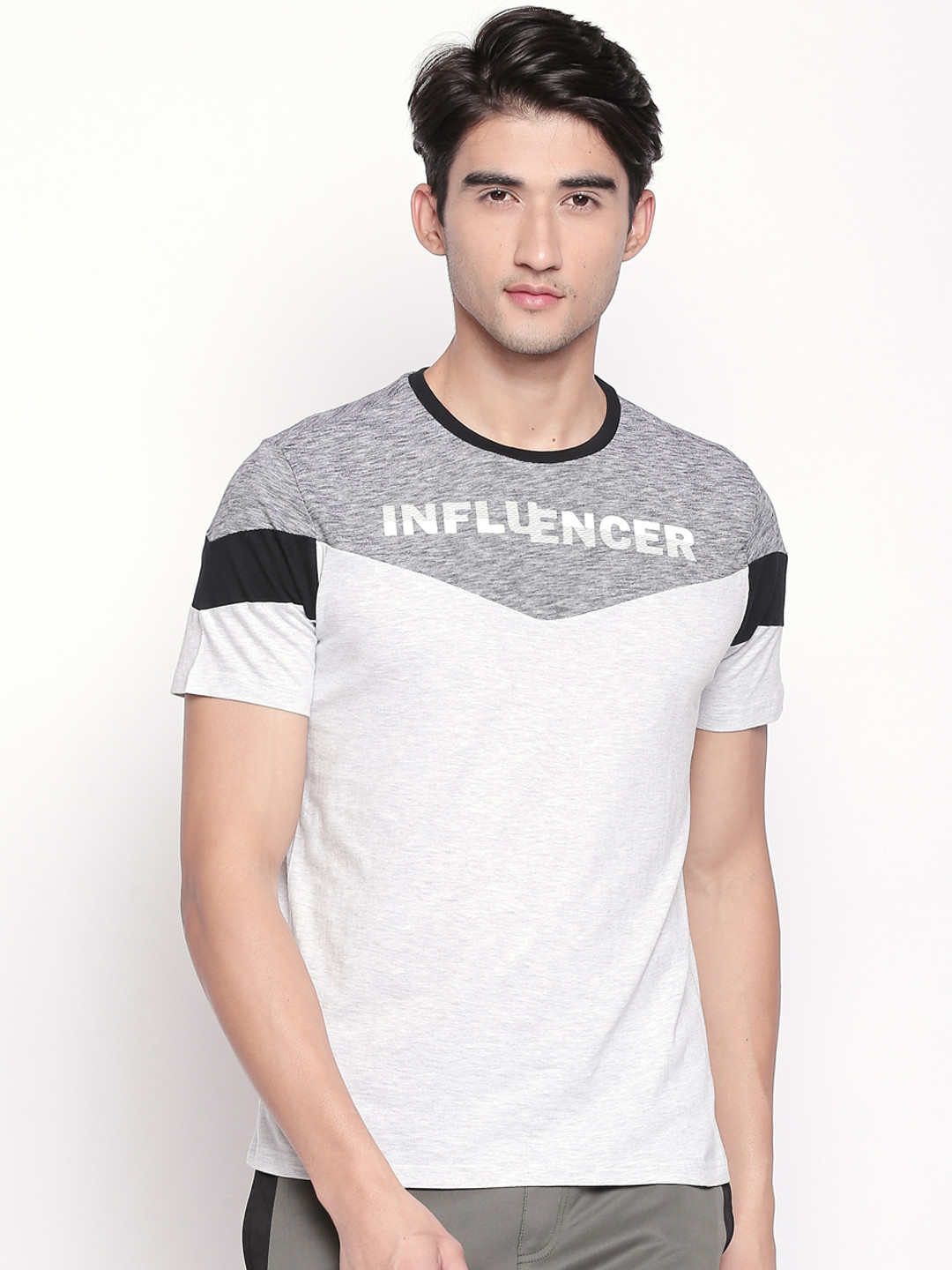 

Ajile by Pantaloons Men Grey Colourblocked Round Neck Pure Cotton T-shirt