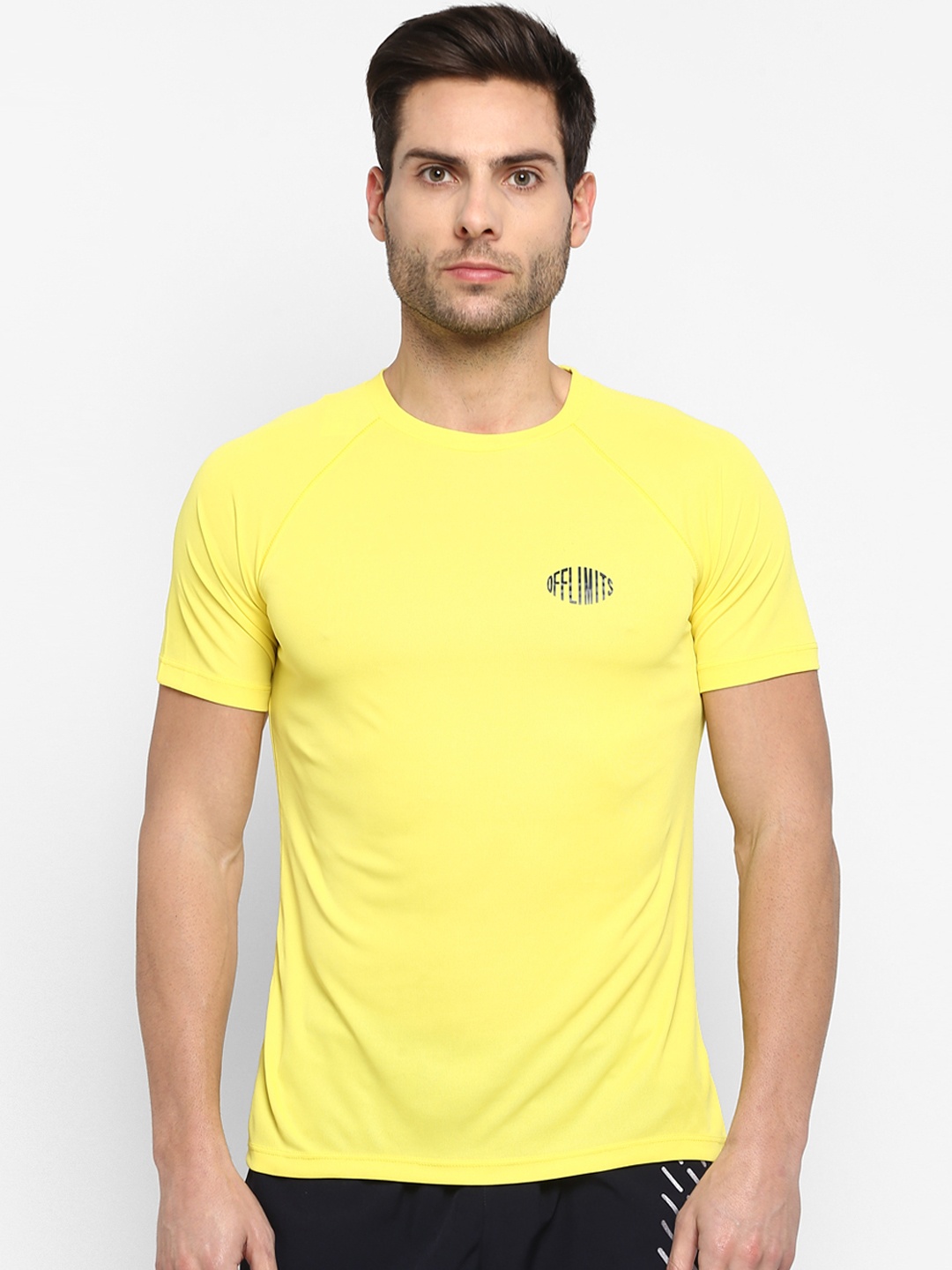 

OFF LIMITS Men Yellow Solid Round Neck T-shirt