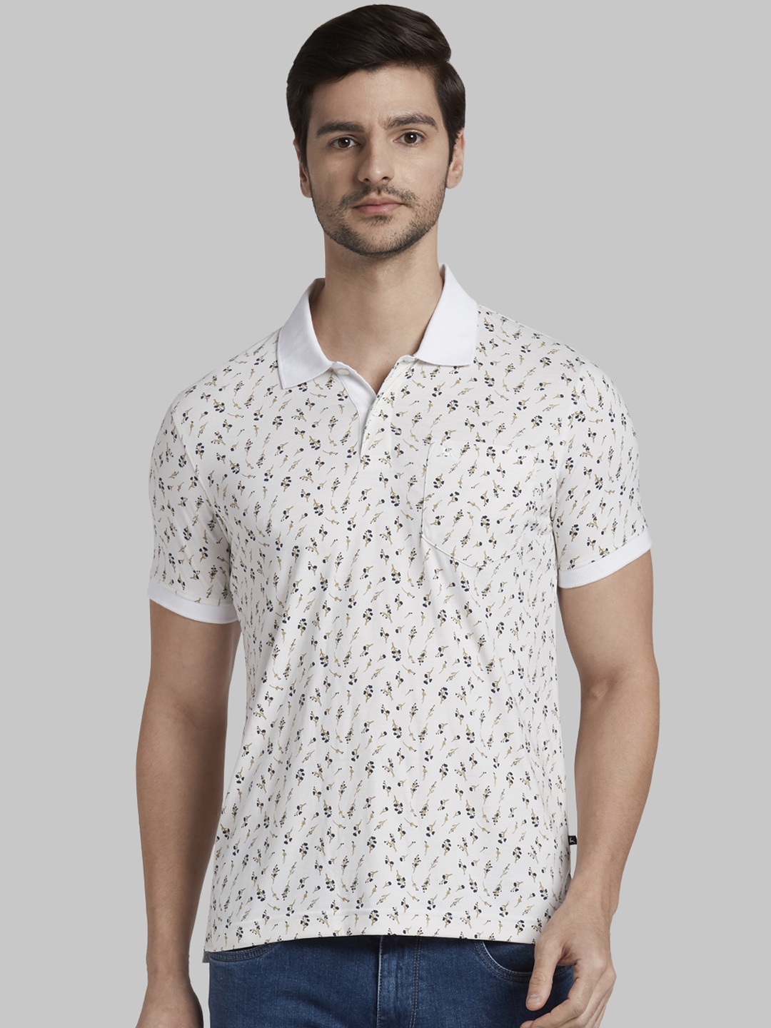 

Parx Men White Printed Polo Collar T-shirt