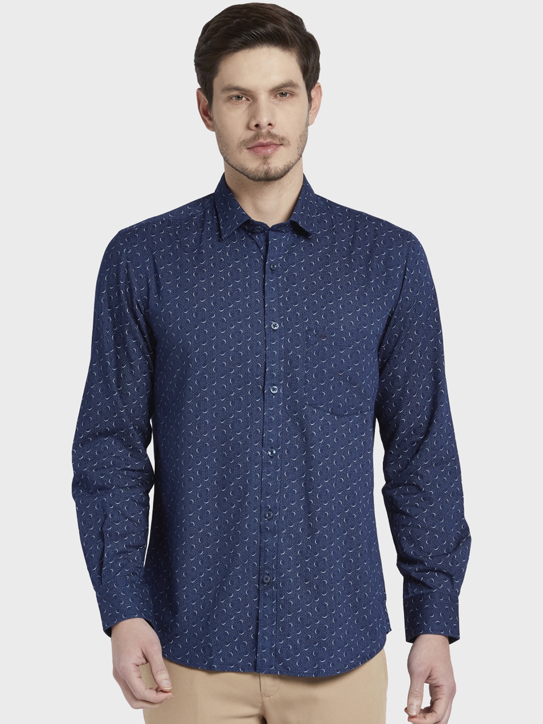 

ColorPlus Men Navy Blue Tailored Fit Printed Casual Shirt