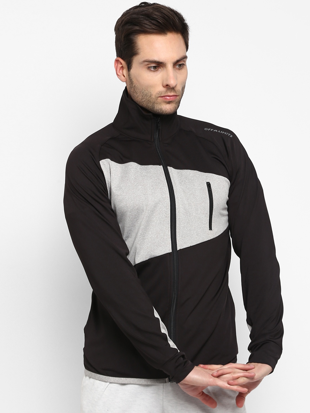 

OFF LIMITS Men Black & Grey Colourblocked Sweatshirt