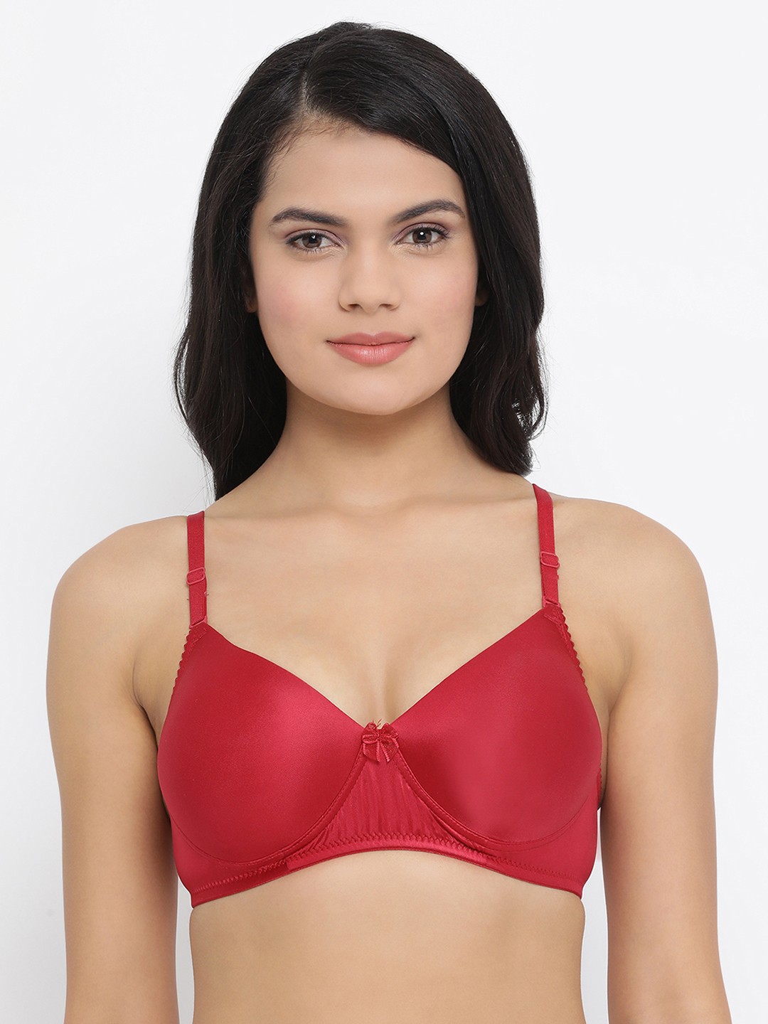 

Clovia Maroon Solid Non-Wired Lightly Padded T-shirt Bra BR0738T0932B