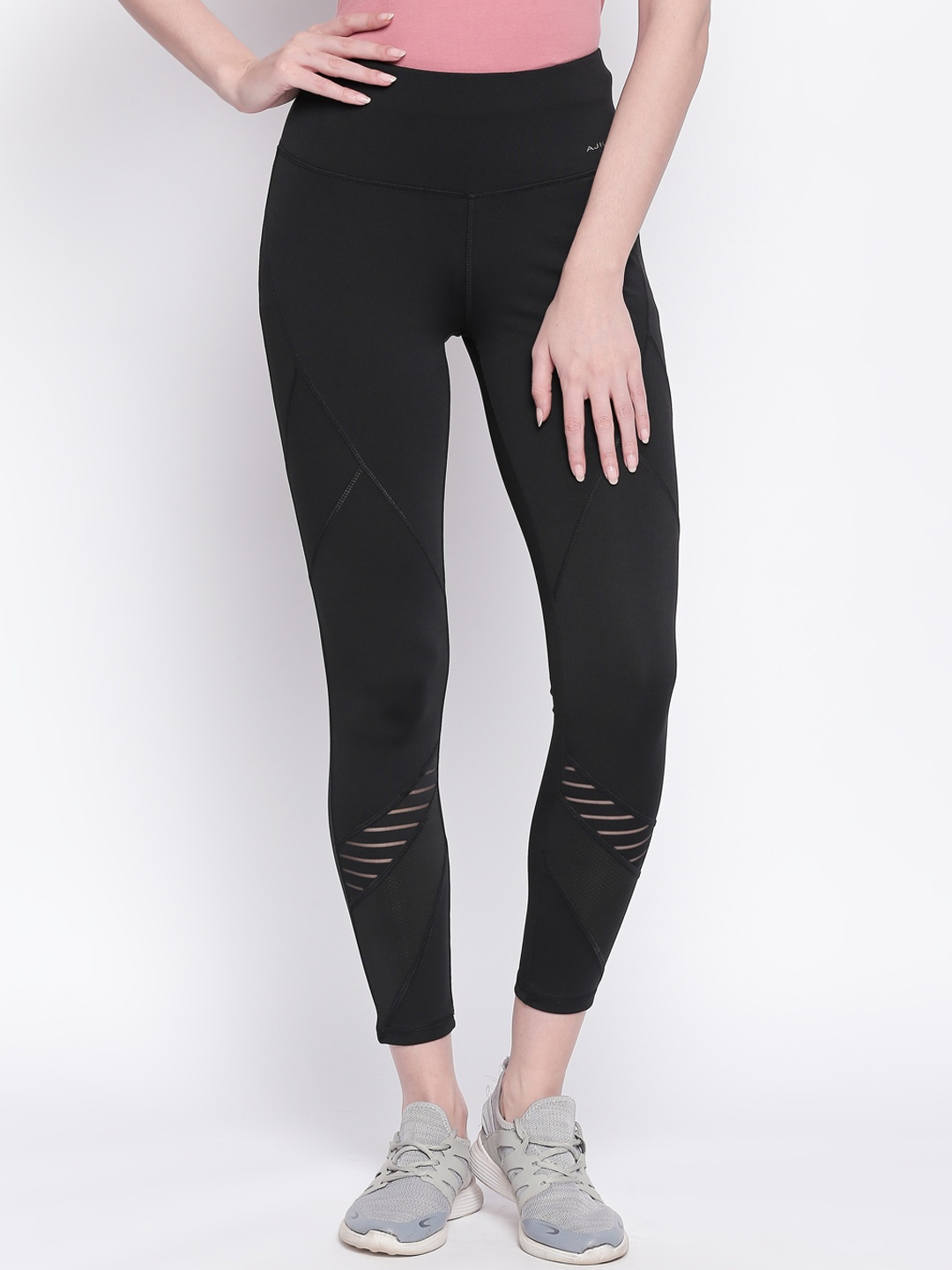 

Ajile by Pantaloons Women Black Solid Tights