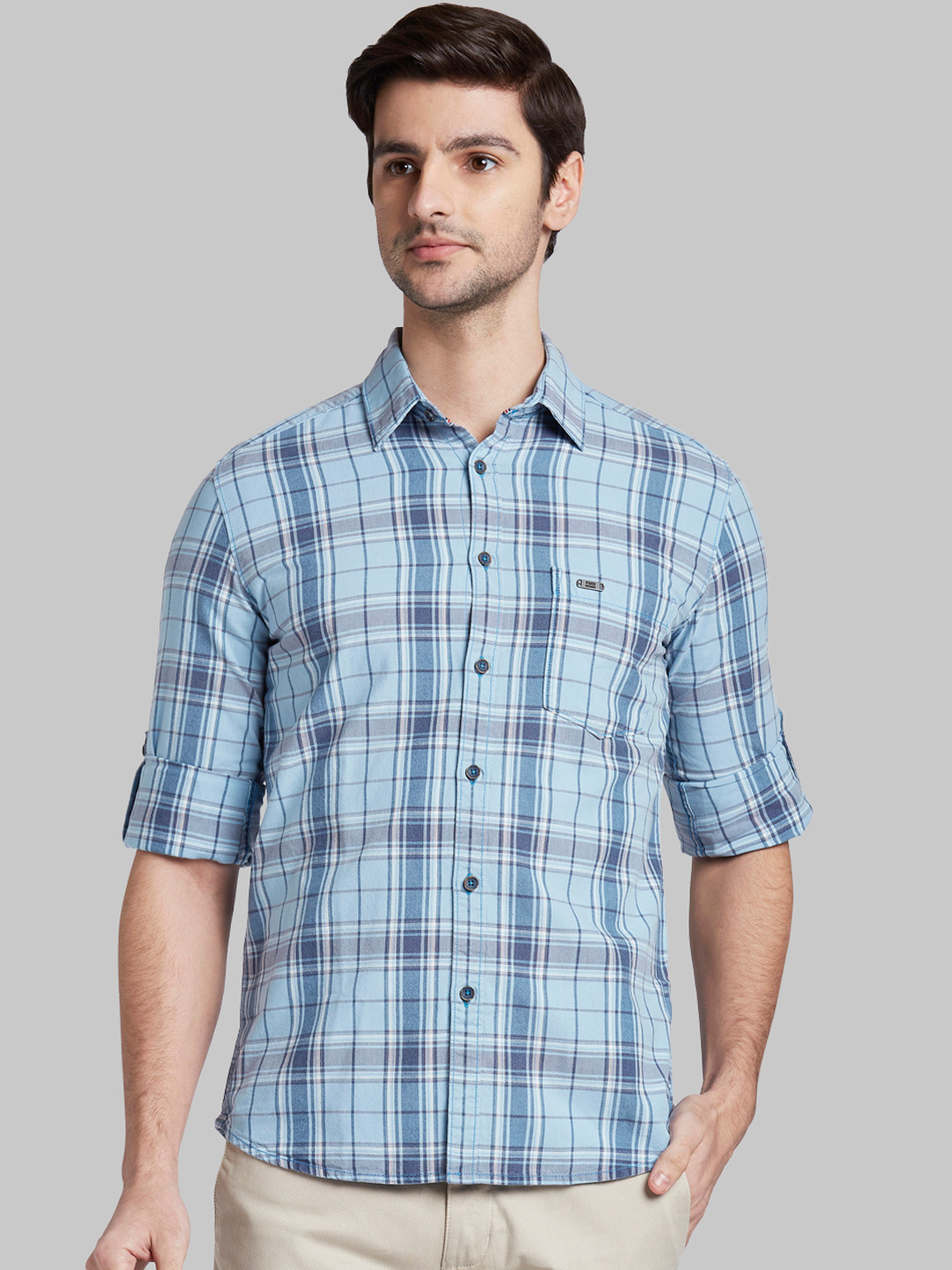 

Parx Men Blue Slim Fit Checked Casual Shirt