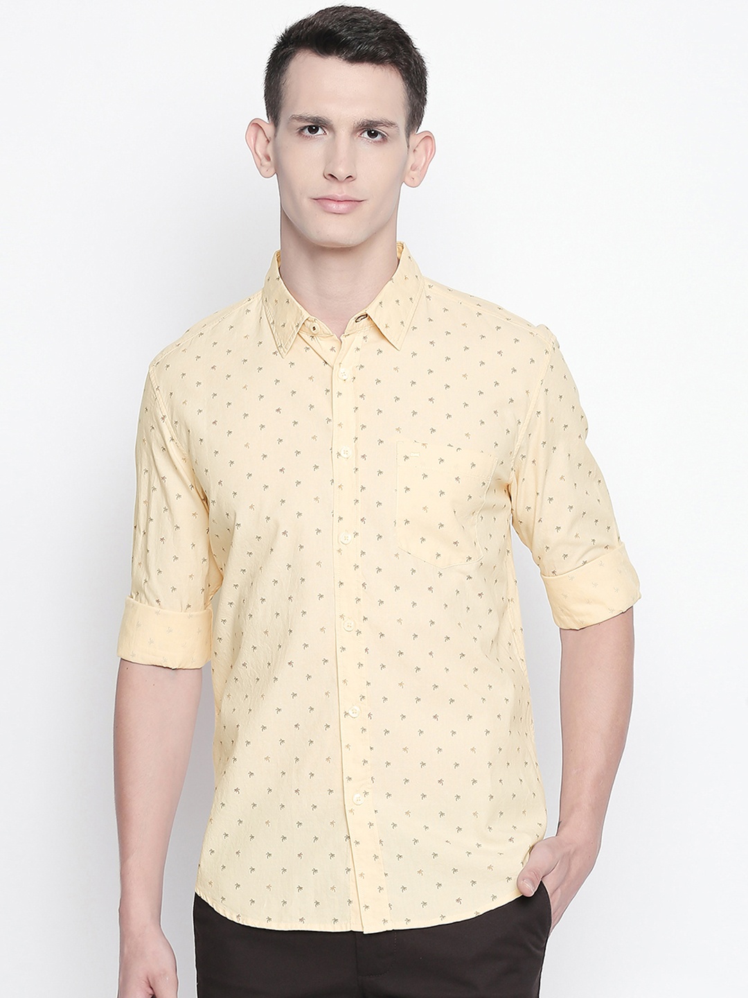 

Basics Men Yellow Slim Fit Printed Casual Shirt