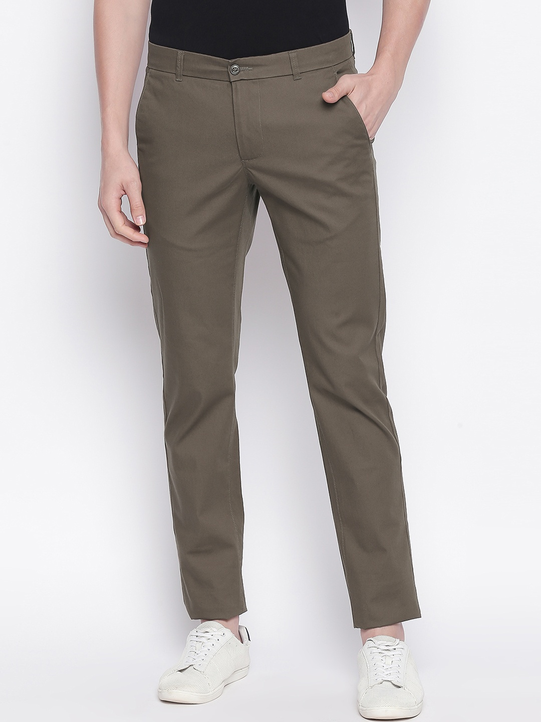 

Basics Men Brown Tapered Fit Solid Regular Trousers